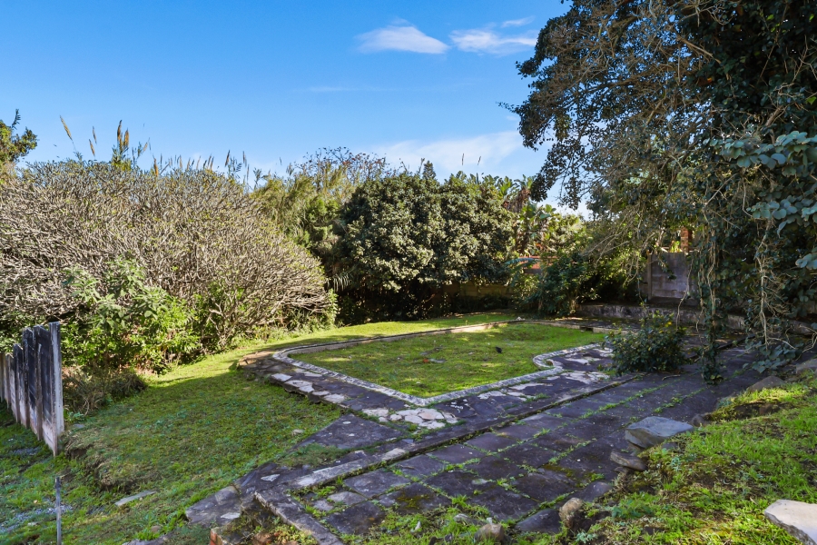 6 Bedroom Property for Sale in Cambridge Eastern Cape